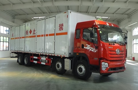 解放易燃液体厢式运输车(3类) 解放易燃液体厢式运输车(3类)