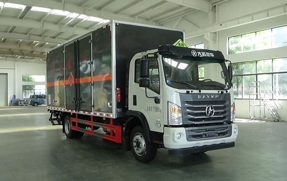大运易燃液体厢式运输车(3类) 大运易燃液体厢式运输车(3类)