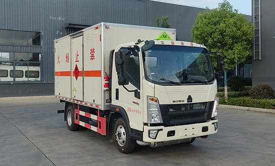 重汽易燃液体厢式运输车(3类) 重汽易燃液体厢式运输车(3类)