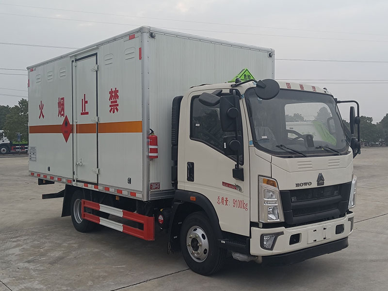 重汽易燃液体厢式运输车(3类) 重汽易燃液体厢式运输车(3类)