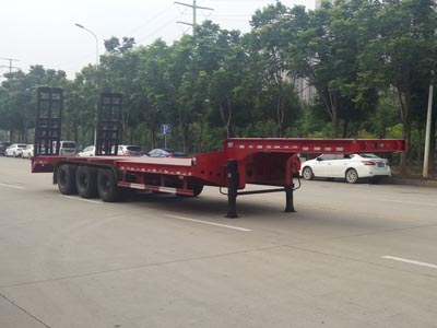 CLW9409TDP型低平板半挂车 CLW9409TDP型低平板半挂车