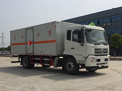 东风天锦(国六)易燃液体厢式运输车 东风天锦(国六)易燃液体厢式运输车