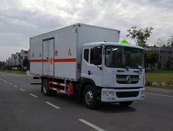 东风D9易燃液体厢式运输车(3类) 东风D9易燃液体厢式运输车(3类)