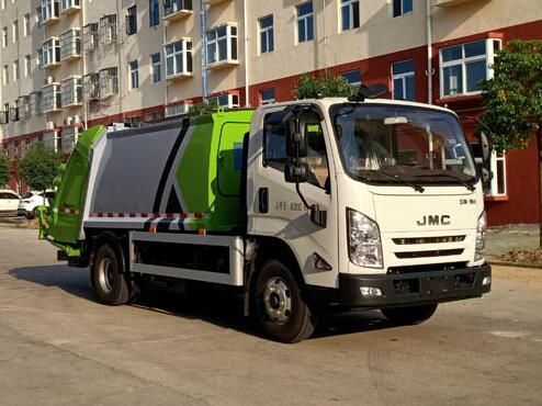 江铃(国六)8方压缩式垃圾车 江铃(国六)8方压缩式垃圾车