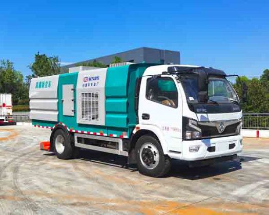 东风多利卡(国六)吸尘车 东风多利卡(国六)吸尘车