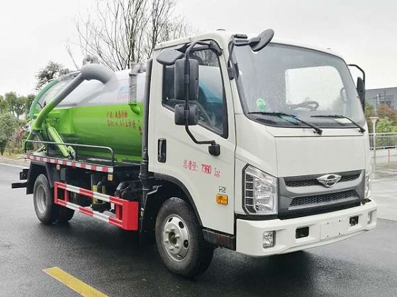 福田(国六)5方吸污车 福田(国六)5方吸污车