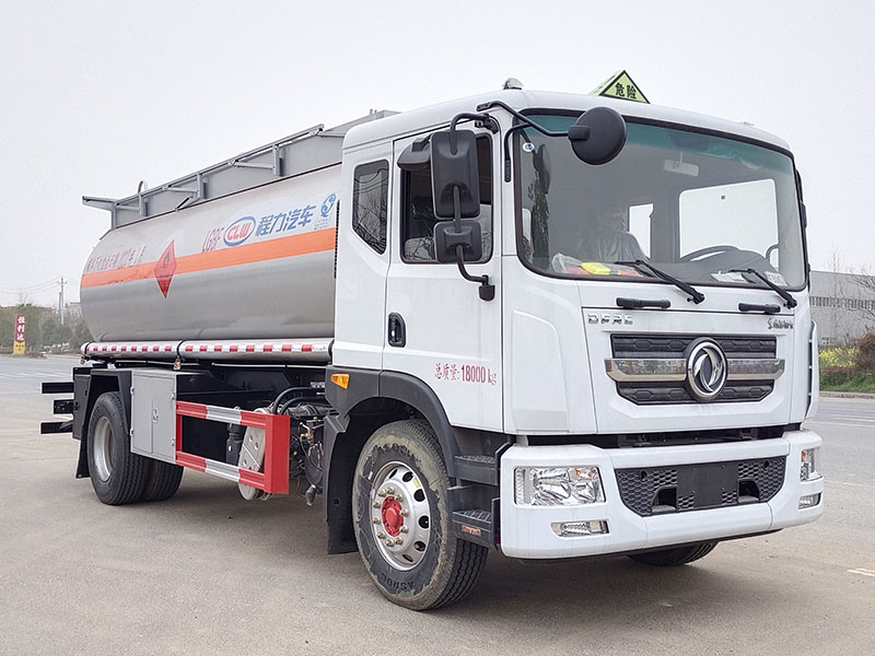 东风13方易燃液体罐式运输车 东风13方易燃液体罐式运输车
