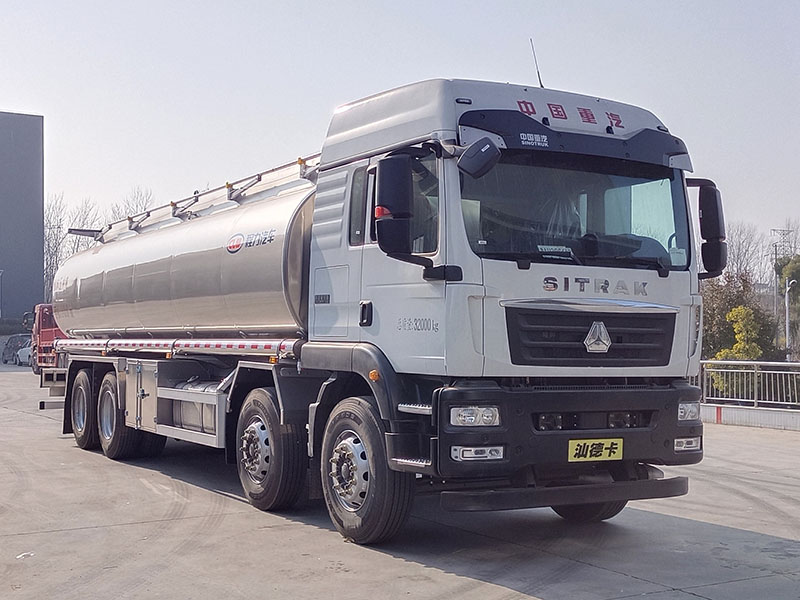 重汽31方普通液体运输车 重汽31方普通液体运输车